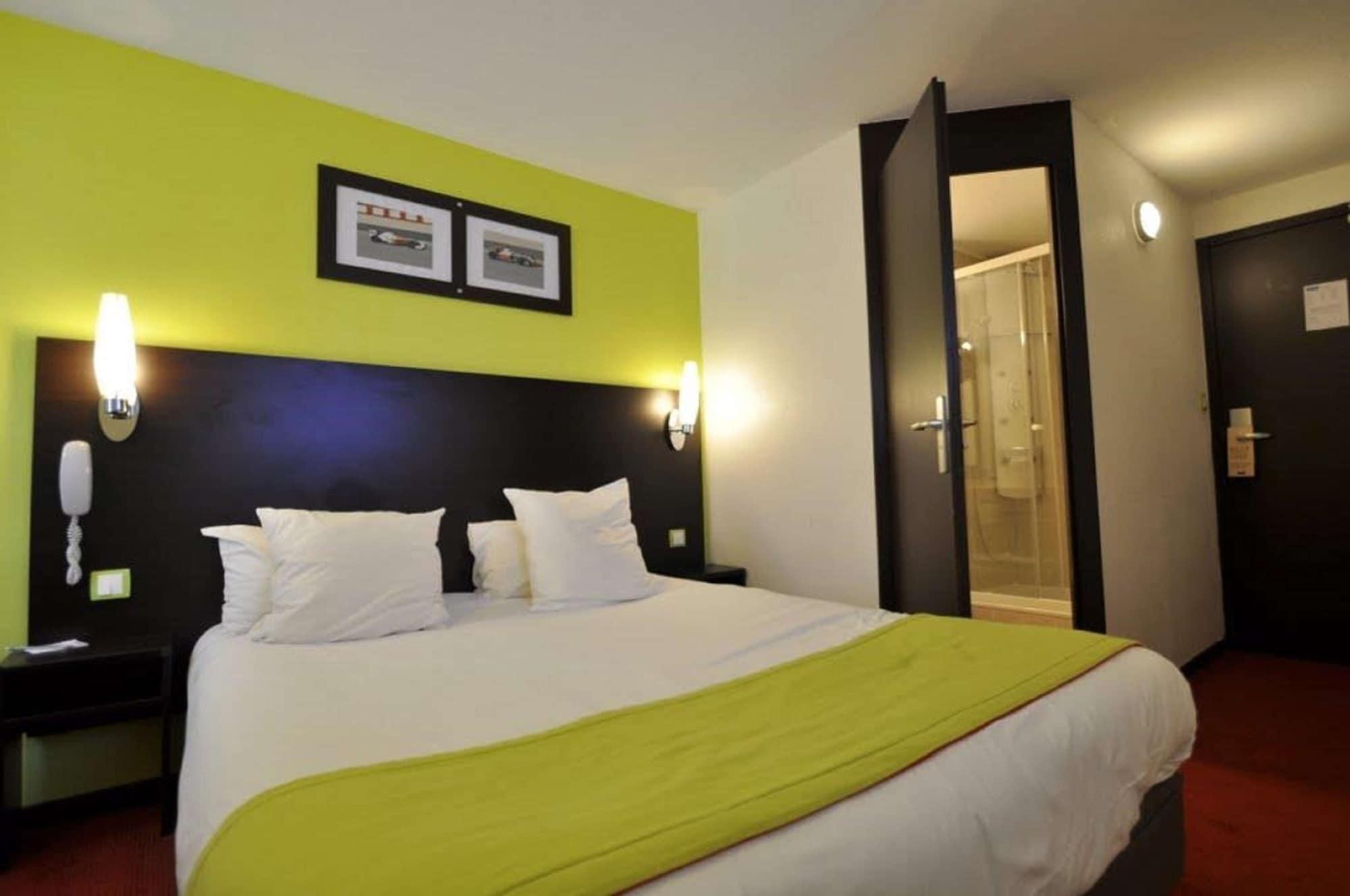 Enzo Hotels Vierzon By Kyriad Direct Quarto foto