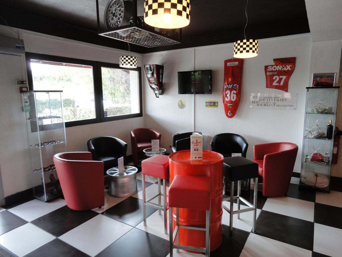 Enzo Hotels Vierzon By Kyriad Direct Exterior foto