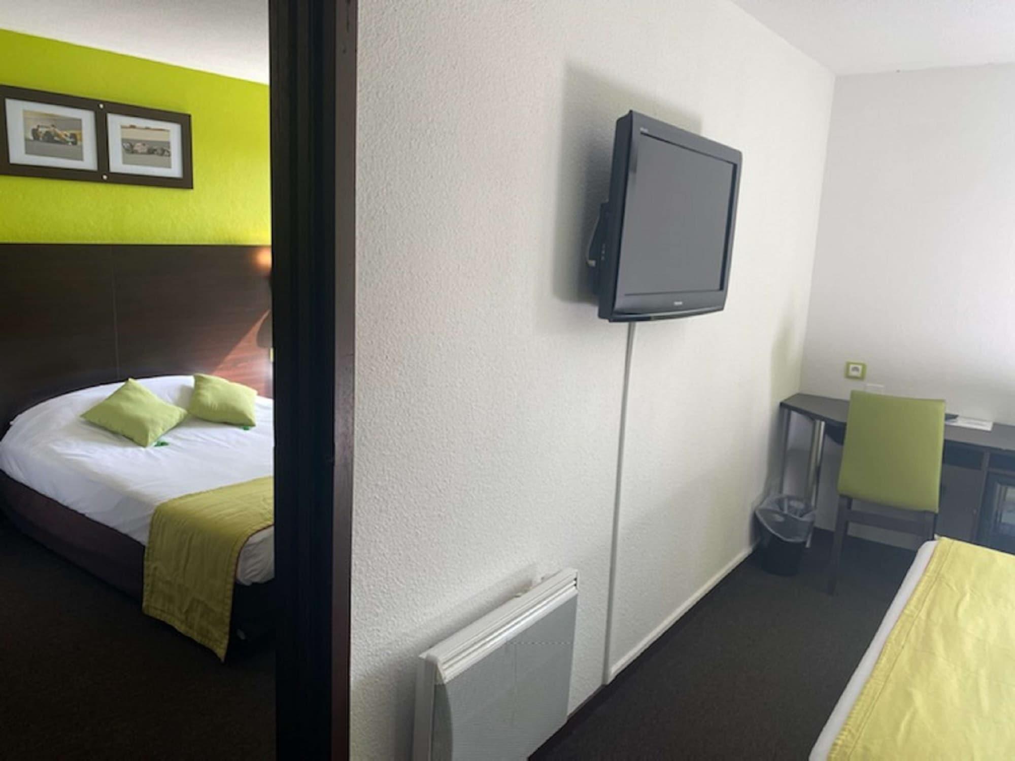 Enzo Hotels Vierzon By Kyriad Direct Exterior foto